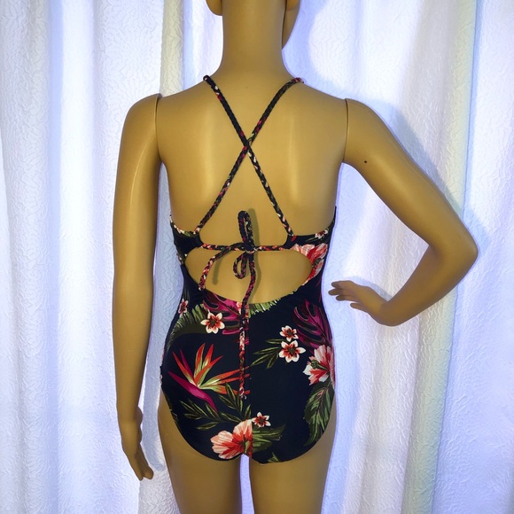 NWT Kona Sol Target One Piece Bathing Swim Suit - Picture 5 of 8